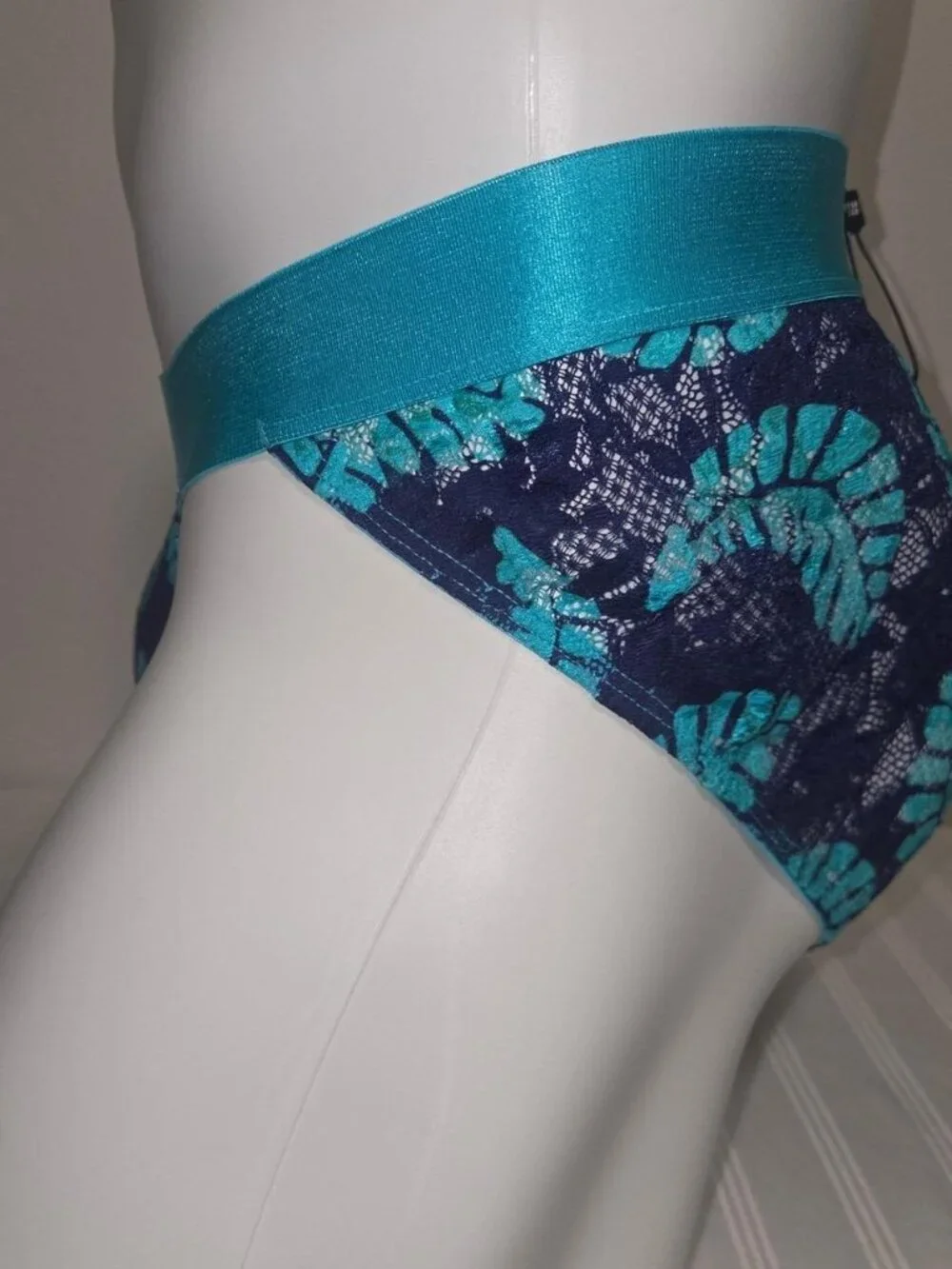 Cosabella Italian Lace Briefs Size XL